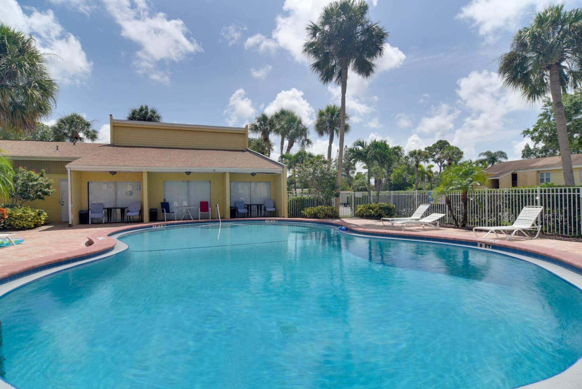 Sarasota Escape About 4 Mi To Siesta Key Beach! 외부 사진